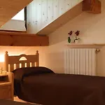 Attic Loft With Park In The Shadow Of The Dolomites *