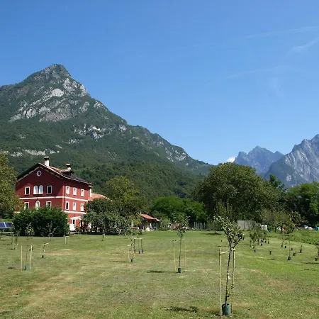 公寓 Attic Loft With Park In The Shadow Of The Dolomites Mis